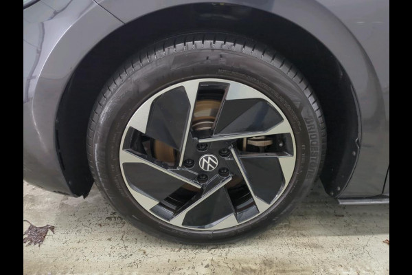 Volkswagen ID.3 Pro 58 kWh Airco ECC Navi Carplay PDC VA + Camera 18" LM Velgen Adaptive Cruise Control Full LED