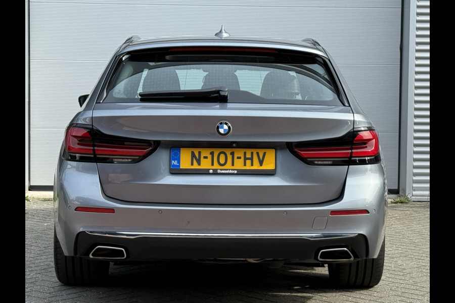 BMW 5 Serie Touring 530d Luxury Line Plus | Bowers & Wilkins | Head UP | Panoramadak