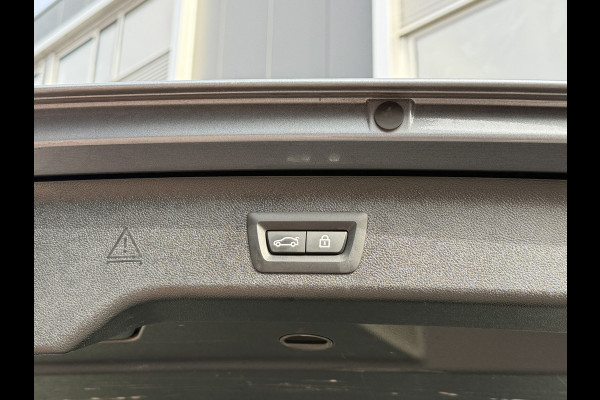 BMW 5 Serie Touring 530d Luxury Line Plus | Bowers & Wilkins | Head UP | Panoramadak