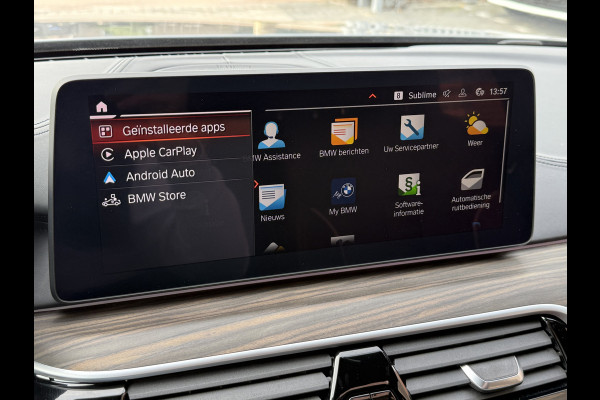 BMW 5 Serie Touring 530d Luxury Line Plus | Bowers & Wilkins | Head UP | Panoramadak