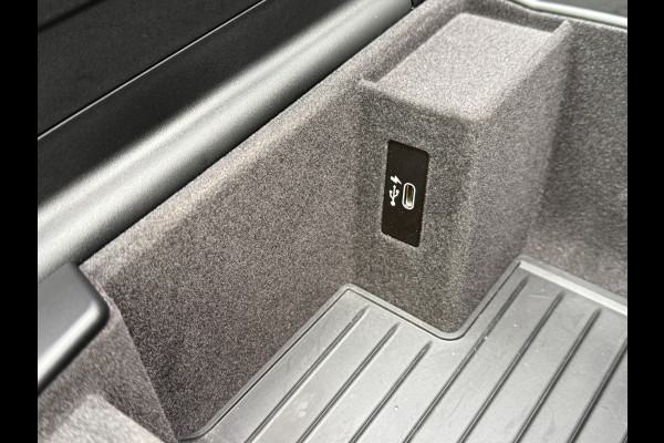 BMW 5 Serie Touring 530d Luxury Line Plus | Bowers & Wilkins | Head UP | Panoramadak