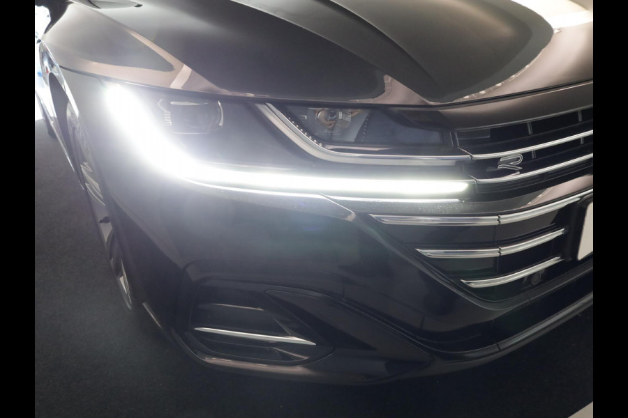 Volkswagen Arteon Shooting Brake 2.0 TSI R-Line Business 190PK | Panorama dak | Clima | Sfeer | Achteruitrijcamera |
