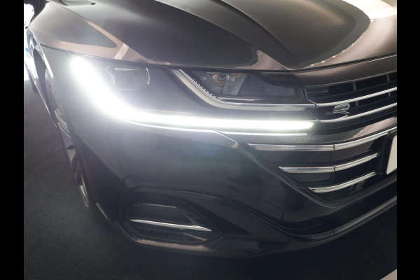 Volkswagen Arteon Shooting Brake 2.0 TSI R-Line Business 190PK | Panorama dak | Clima | Sfeer | Achteruitrijcamera |