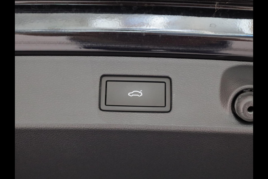 Volkswagen Arteon Shooting Brake 2.0 TSI R-Line Business 190PK | Panorama dak | Clima | Sfeer | Achteruitrijcamera |