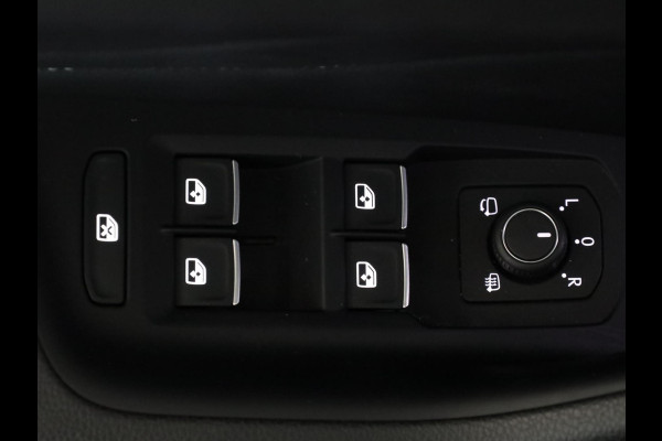 Volkswagen Arteon Shooting Brake 2.0 TSI R-Line Business 190PK | Panorama dak | Clima | Sfeer | Achteruitrijcamera |