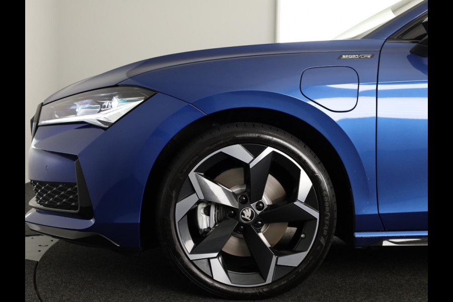 Škoda Superb Combi 1.5 TSI PHEV 204pk Sportline Business | 19 inch | Panoramadak | Canton | Trekhaak | Winterpakket | Adaptive Cruise | Blind Spot