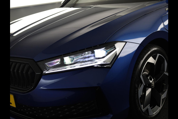 Škoda Superb Combi 1.5 TSI PHEV 204pk Sportline Business | 19 inch | Panoramadak | Canton | Trekhaak | Winterpakket | Adaptive Cruise | Blind Spot