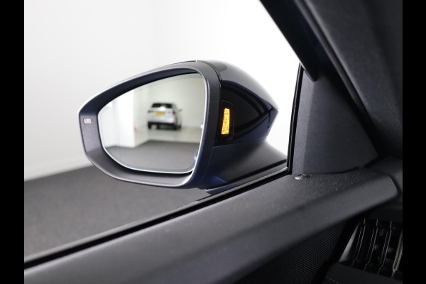 Škoda Superb Combi 1.5 TSI PHEV 204pk Sportline Business | 19 inch | Panoramadak | Canton | Trekhaak | Winterpakket | Adaptive Cruise | Blind Spot