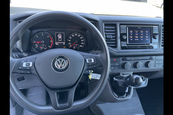 Volkswagen Crafter 35 2.0 TDI L4 DC Comfortline Airco - Bluetooth - Cruise control - start/stop systeem - Mistlampen voor - Centrale vergrendeling met afstandsbediening - 7 persoonswagen