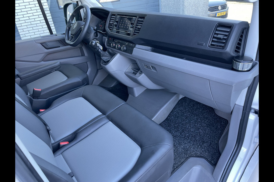 Volkswagen Crafter 35 2.0 TDI L4 DC Comfortline Airco - Bluetooth - Cruise control - start/stop systeem - Mistlampen voor - Centrale vergrendeling met afstandsbediening - 7 persoonswagen
