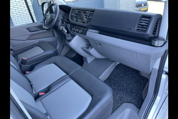 Volkswagen Crafter 35 2.0 TDI L4 DC Comfortline Airco - Bluetooth - Cruise control - start/stop systeem - Mistlampen voor - Centrale vergrendeling met afstandsbediening - 7 persoonswagen