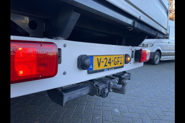 Volkswagen Crafter 35 2.0 TDI L4 DC Comfortline Airco - Bluetooth - Cruise control - start/stop systeem - Mistlampen voor - Centrale vergrendeling met afstandsbediening - 7 persoonswagen