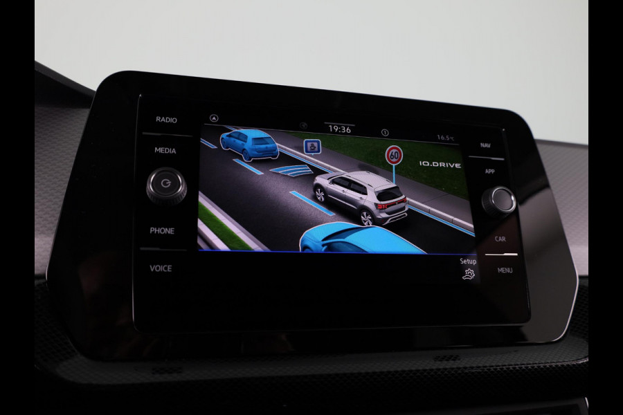 Volkswagen T-Cross Life Edition 1.0 TSI 85 kW / 116 PK SUV 7 versn. D