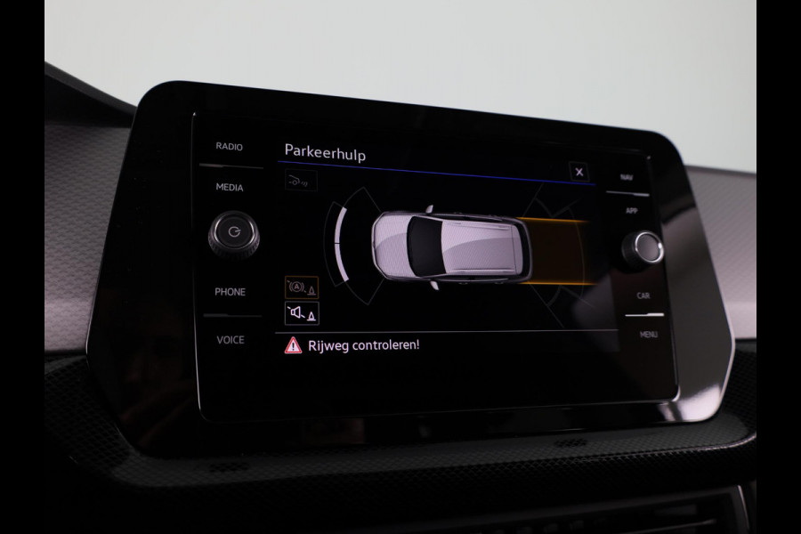 Volkswagen T-Cross Life Edition 1.0 TSI 85 kW / 116 PK SUV 7 versn. D