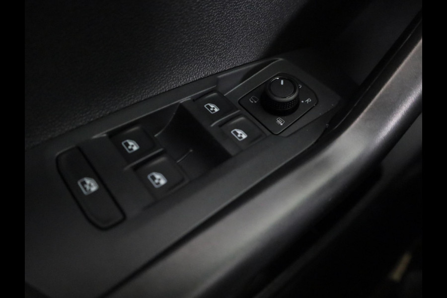 Volkswagen T-Cross Life Edition 1.0 TSI 85 kW / 116 PK SUV 7 versn. D