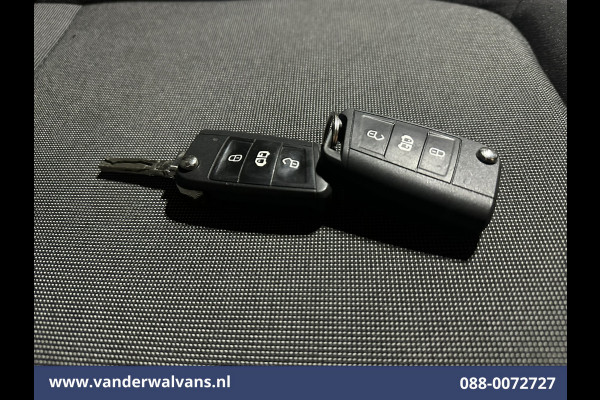 Volkswagen Crafter 2.0 TDI 141pk L3H3 L2H2 Euro6 Airco | Camera | Apple Carplay | Android Auto | Cruisecontrol | Massagestoel Chauffeursstoel