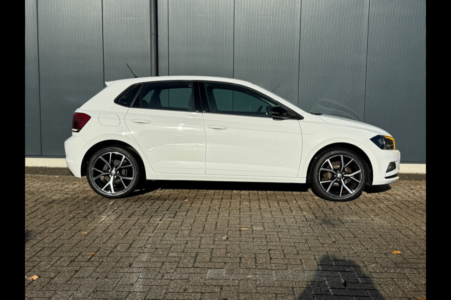 Volkswagen Polo 1.0 TSI Comfortline * Carplay * Adaptieve Cruise Control * Airco * Lichtsensor