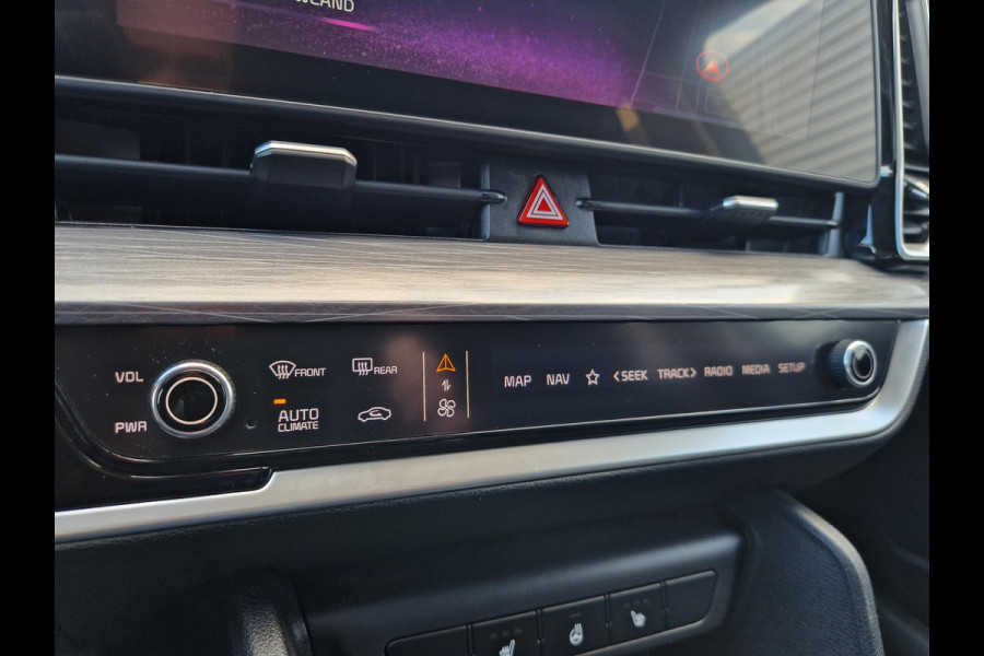 Kia Sportage 1.6 T-GDi MHEV DynamicLine | Trekhaak | Stoelverwarming | LED | Cruise | Clima |