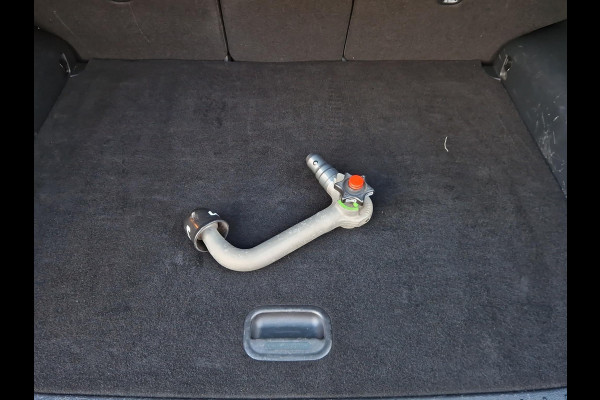 Kia Sportage 1.6 T-GDi MHEV DynamicLine | Trekhaak | Stoelverwarming | LED | Cruise | Clima |