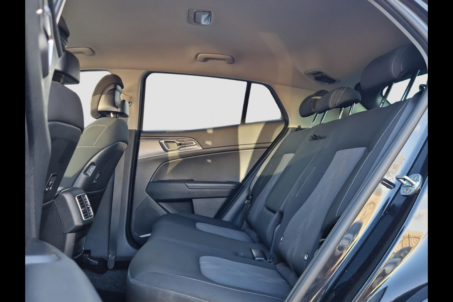 Kia Sportage 1.6 T-GDi MHEV DynamicLine | Trekhaak | Stoelverwarming | LED | Cruise | Clima |