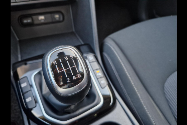 Kia Sportage 1.6 T-GDi MHEV DynamicLine | Trekhaak | Stoelverwarming | LED | Cruise | Clima |