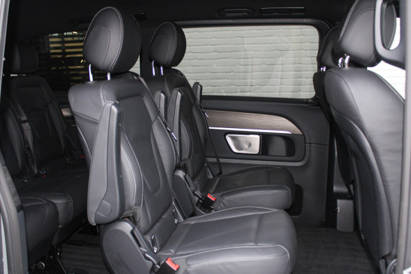 Mercedes-Benz Eqv 300 L2 / AMG / New Model / Luchtvering / 7-Persoons / Burmester / Vol Opties / NIEUWSTAAT