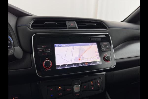 Nissan Leaf Tekna 40 kWh { SOH-92% } (INCL-BTW ) *LUXURY-LEATHER | FULL-LED | KEYLESS | NAVI-FULLMAP | BLIND-SPOT | DAB+ | HEATED-COMFORTSEATS | DIGI-COCKPIT | PRIVACY-GLASS | TOPVIEW-CAMERA | 17"ALU*