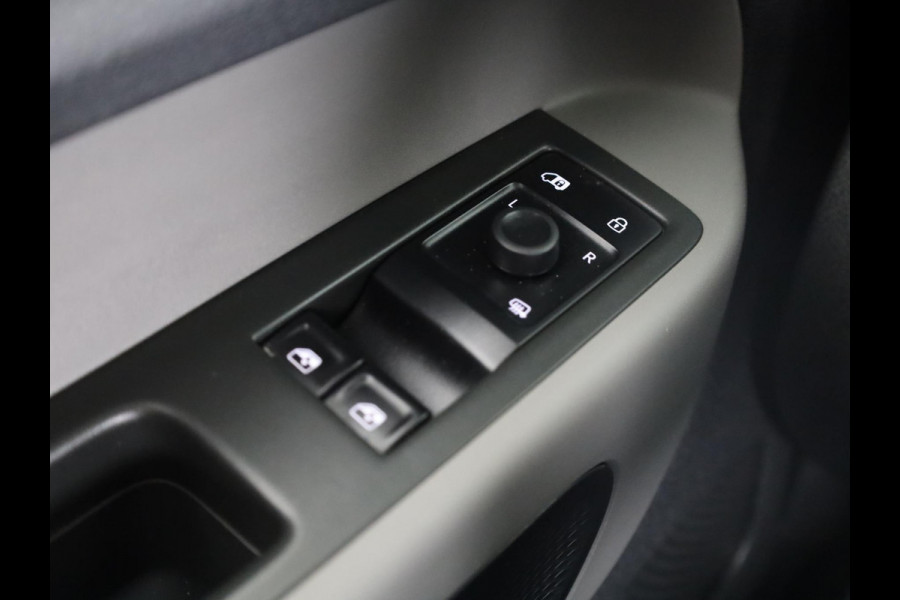 Volkswagen ID. Buzz Cargo 77 kWh 204PK | Navigatie | Parkeercamera | Verwarmde voorruit | 19 inch LM wielen |