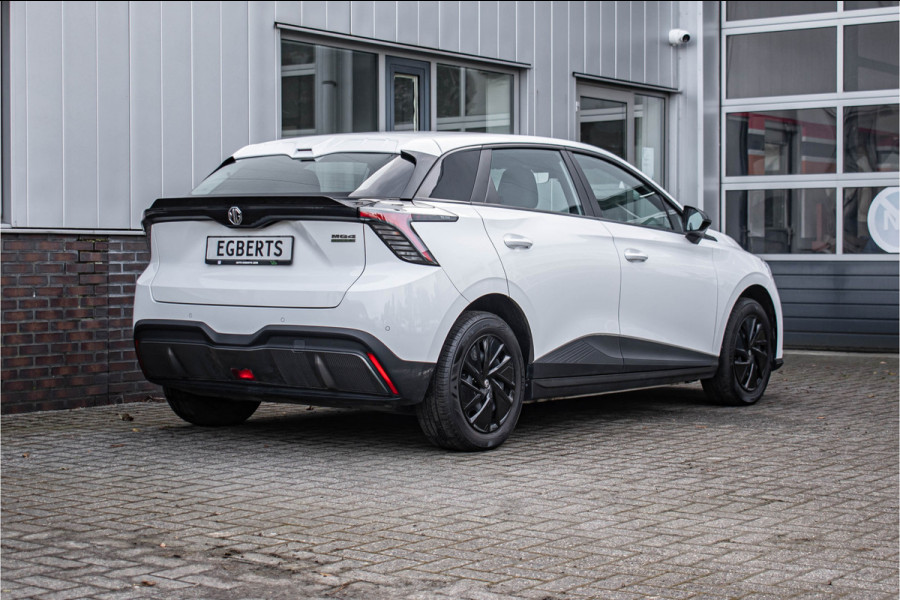 MG 4 51 kWh Tijdelijke Black friday deal, nu van 17950 .- voor 16650.- | DAB | LED