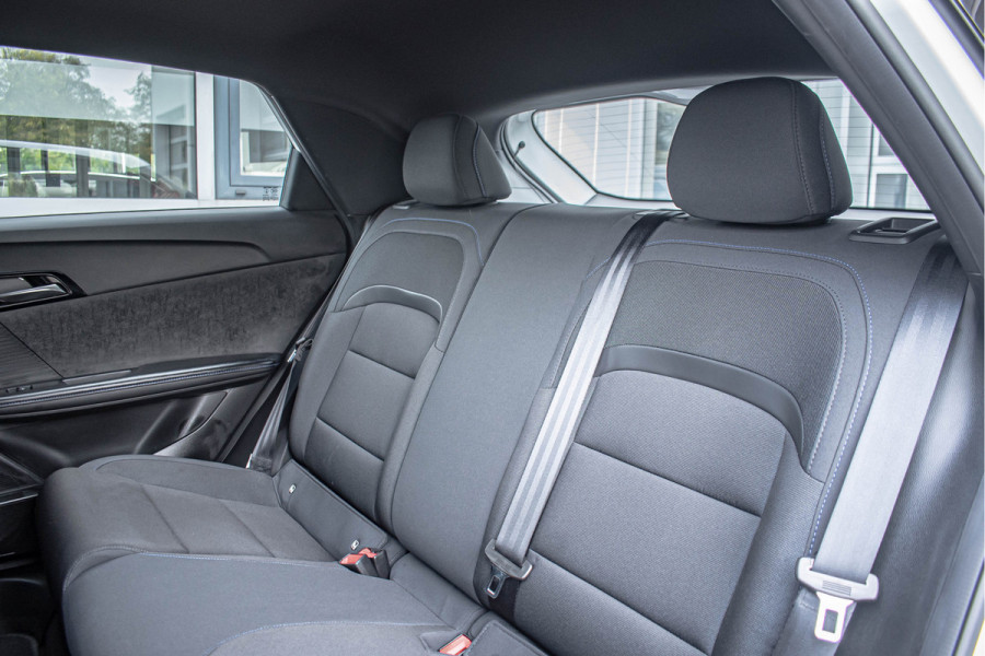 MG 4 51 kWh Tijdelijke Black friday deal, nu van 17950 .- voor 16650.- | DAB | LED