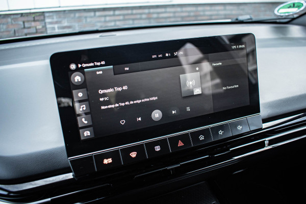 MG 4 51 kWh Tijdelijke Black friday deal, nu van 17950 .- voor 16650.- | DAB | LED