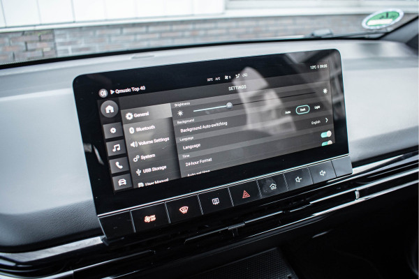 MG 4 51 kWh Tijdelijke Black friday deal, nu van 17950 .- voor 16650.- | DAB | LED