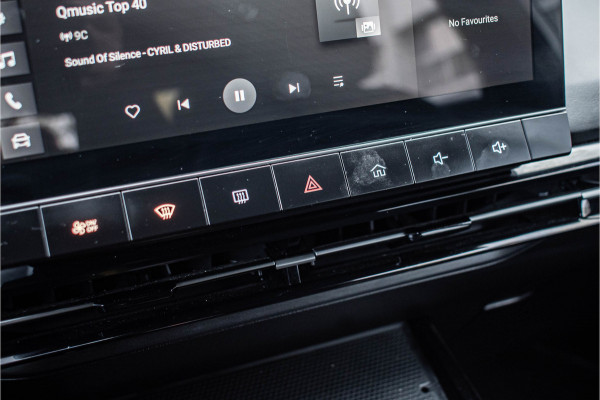 MG 4 51 kWh Tijdelijke Black friday deal, nu van 17950 .- voor 16650.- | DAB | LED