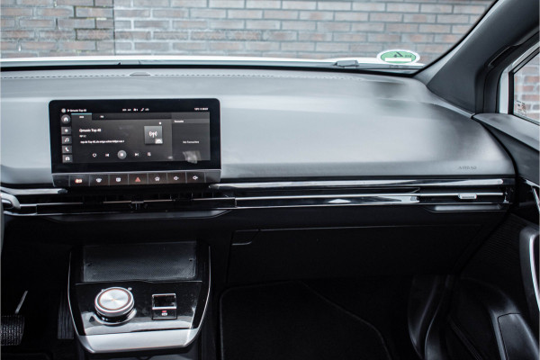 MG 4 51 kWh Tijdelijke Black friday deal, nu van 17950 .- voor 16650.- | DAB | LED