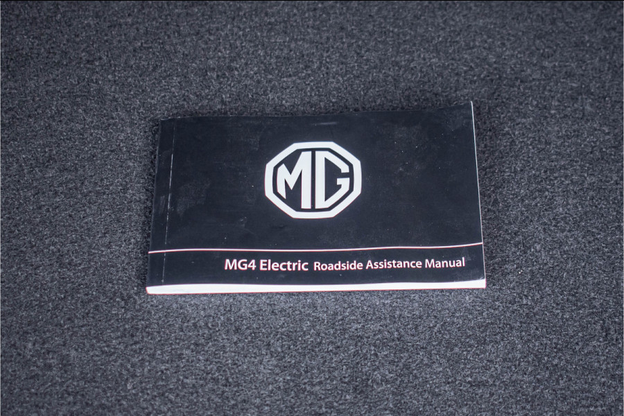 MG 4 51 kWh Tijdelijke Black friday deal, nu van 17950 .- voor 16650.- | DAB | LED