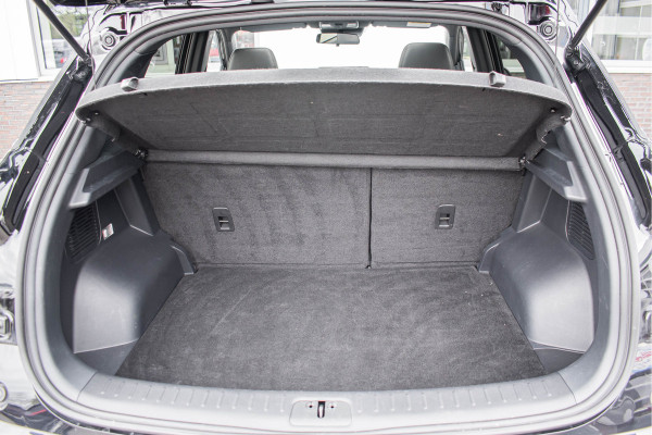 Seres 3 | 52kWh | Leder | 3-Fase lader | Panoramadak Tijdelijke Black friday deal, nu van 16750.- voor 15400.-