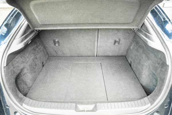 Mazda CX-30 2.0 AWD e-SkyActiv M Hybrid Tijdelijke Black friday deal, nu van 27850 .- voor 26500.-