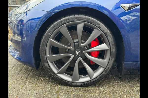 Tesla Model 3 Performance AWD 75 kWh Tijdelijke Black friday deal, nu van 29750.- voor 28750.-