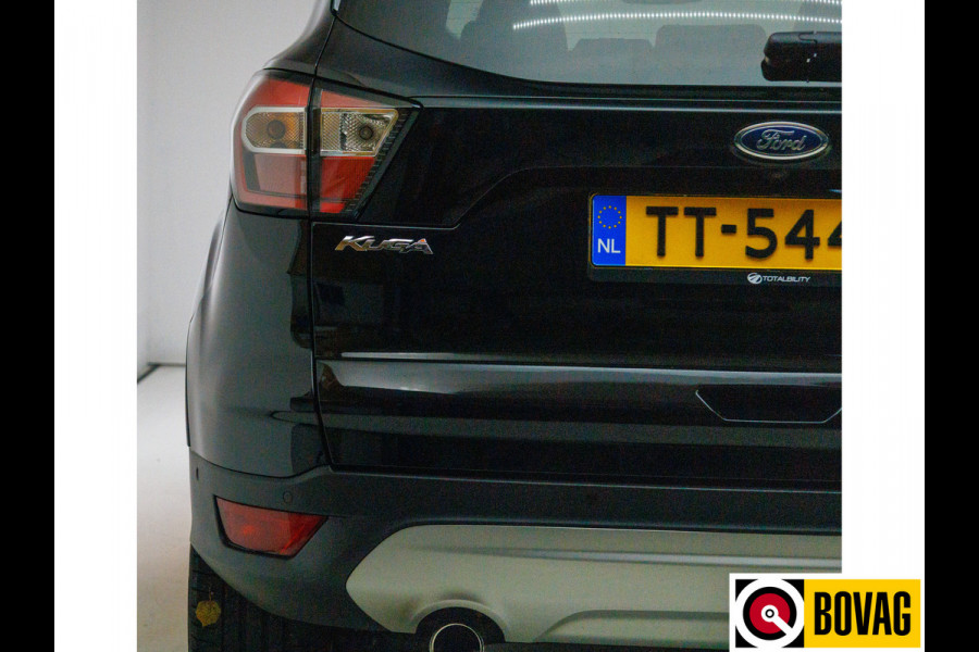 Ford Kuga 1.5 EcoBoost ST Line AWD 182 PK | Bi-xenon | Stoel- stuur- en voorruitverw. | Trekhaak | 18" lichtmetalen velgen, elektrische achterklep, PDC V + A, Camera