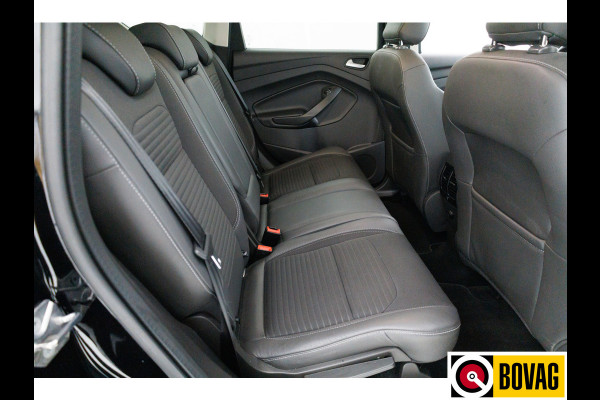 Ford Kuga 1.5 EcoBoost ST Line AWD 182 PK | Bi-xenon | Stoel- stuur- en voorruitverw. | Trekhaak | 18" lichtmetalen velgen, elektrische achterklep, PDC V + A, Camera