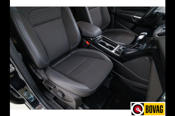 Ford Kuga 1.5 EcoBoost ST Line AWD 182 PK | Bi-xenon | Stoel- stuur- en voorruitverw. | Trekhaak | 18" lichtmetalen velgen, elektrische achterklep, PDC V + A, Camera