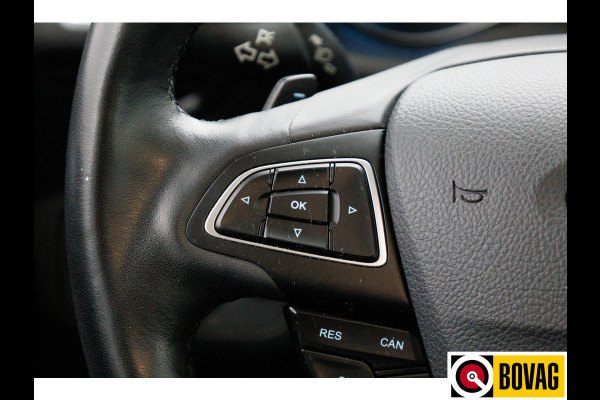 Ford Kuga 1.5 EcoBoost ST Line AWD 182 PK | Bi-xenon | Stoel- stuur- en voorruitverw. | Trekhaak | 18" lichtmetalen velgen, elektrische achterklep, PDC V + A, Camera