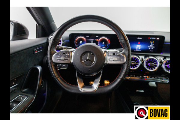 Mercedes-Benz A-Klasse 250 e AMG Line | Cruise-control | PDC V+A + Camera | Stoelverwarming Sfeerverlichting, Extra getint glas, Navigatie, Aplle Carplay/Android auto, Keyless