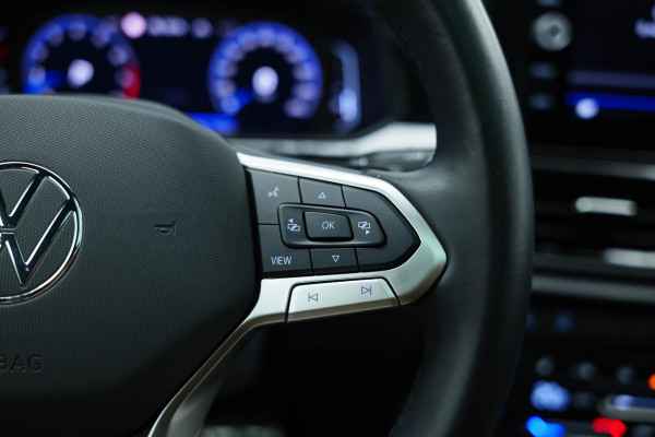 Volkswagen T-Roc 1.5 TSI R-Line Business |Pano|3xR-Line|IQ|VOLL|