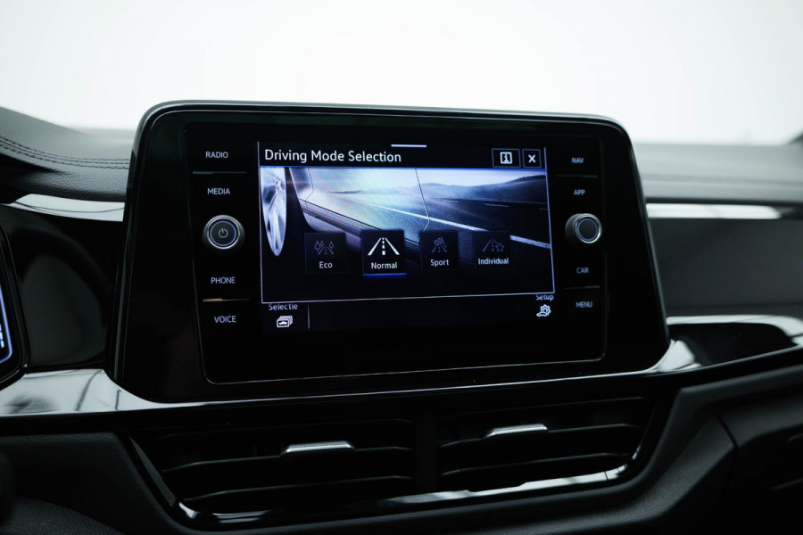 Volkswagen T-Roc 1.5 TSI R-Line Business |Pano|3xR-Line|IQ|VOLL|