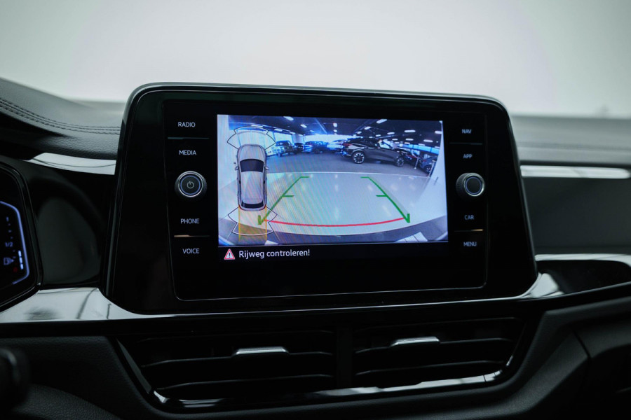 Volkswagen T-Roc 1.5 TSI R-Line Business |Pano|3xR-Line|IQ|VOLL|