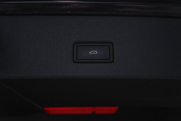 Volkswagen T-Roc 1.5 TSI R-Line Business |Pano|3xR-Line|IQ|VOLL|