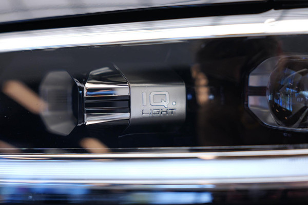 Volkswagen T-Roc 1.5 TSI R-Line Business |Pano|3xR-Line|IQ|VOLL|