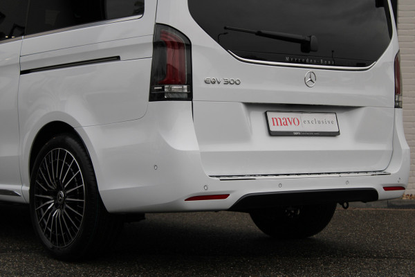 Mercedes-Benz Eqv 300 L2 / AMG / bj2025 / 7-Pers / Luchtvering / Panorama / Burmester / Vol Opties / NIEUWSTAAT
