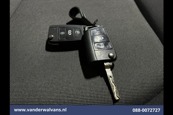 Volkswagen Crafter 2.0 TDI 141pk L3H3 L2H2 Euro6 Airco | Camera | Apple Carplay | Andoid Auto 270 Graden Achterdeuren, Bijrijdersbank, 3000kg trekvermogen